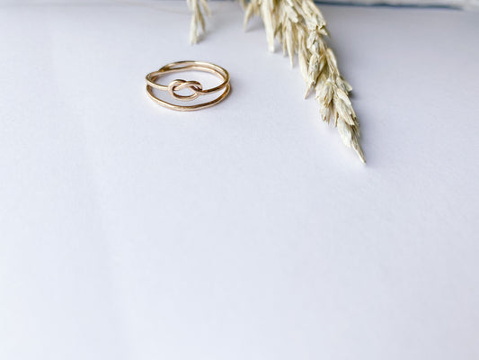 Double Band (K)not Ring